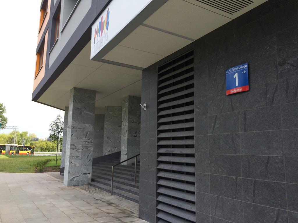 Zeromskiego 1 Varşovia Exterior foto