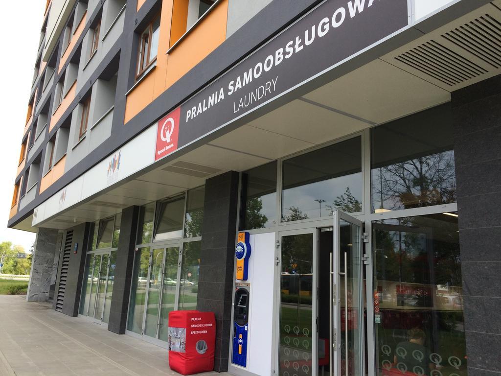 Zeromskiego 1 Varşovia Exterior foto