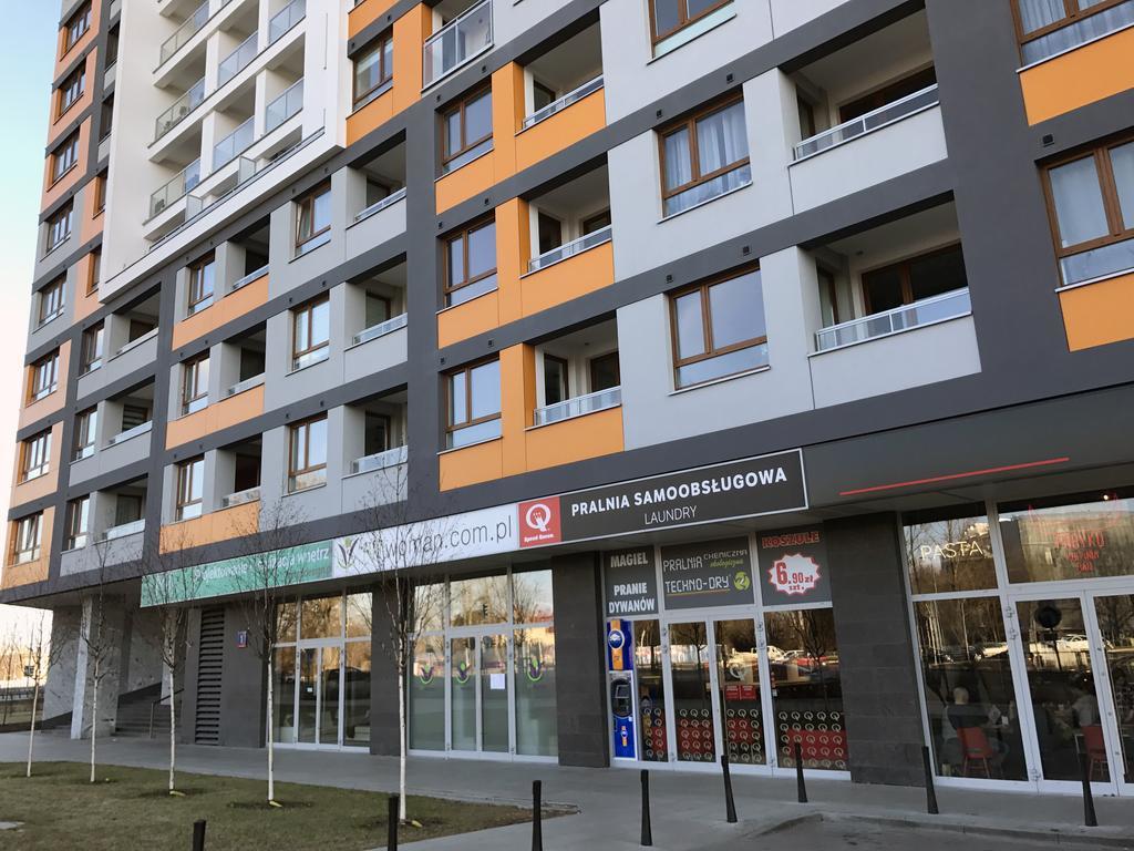 Zeromskiego 1 Varşovia Exterior foto